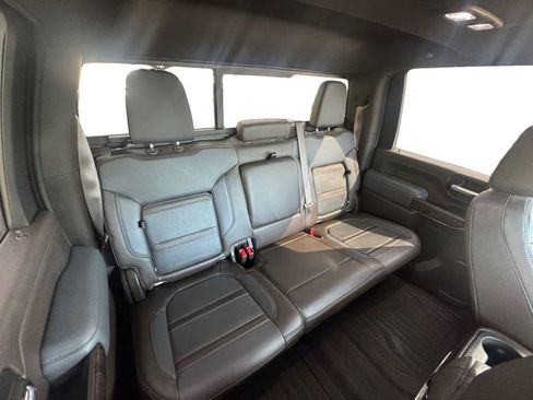 Used 2022 GMC Sierra 2500 Denali w/ Denali Ultimate Package image 17