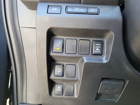 Used 2022 Nissan Frontier Pro-X RWD image 28