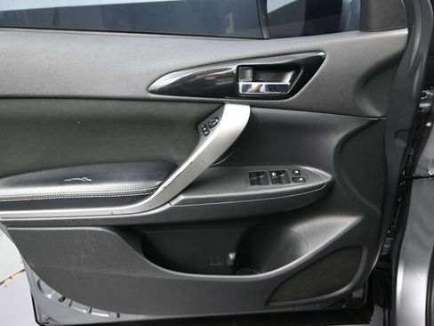 Used 2020 Mitsubishi Eclipse Cross FWD image 10