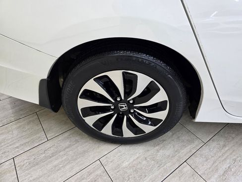 Used 2015 Honda Accord EX-L image 39