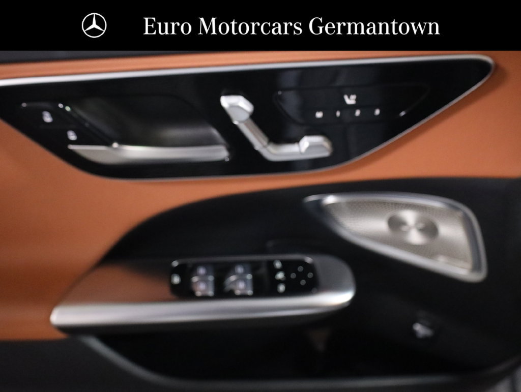 Used 2026 Mercedes-Benz C 300 4MATIC Sedan image 9