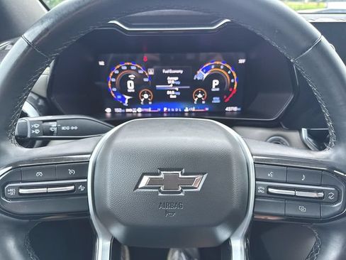 Used 2024 Chevrolet Colorado ZR2 w/ Technology Package AWD/4WD image 11
