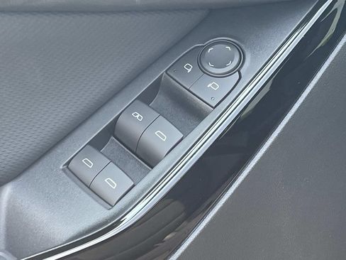 New 2026 Chevrolet Equinox LT w/ Convenience Package II FWD image 15