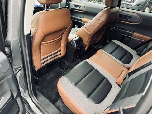 Used 2024 Ford Bronco Sport Outer Banks w/ Tech Package image 18