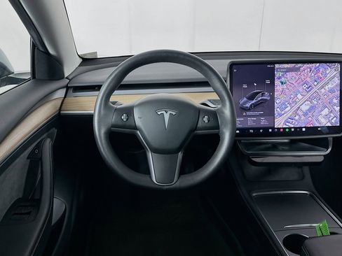 Used 2023 Tesla Model 3 Standard Range RWD image 16