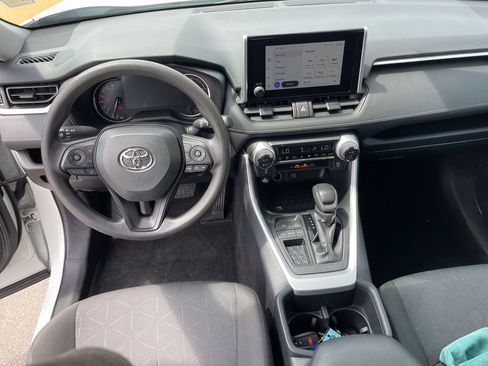 Certified 2025 Toyota RAV4 XLE FWD image 15