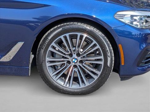 Used 2018 BMW 540i RWD image 25