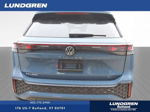 New 2026 Volkswagen Tiguan SEL R-Line AWD/4WD image 5
