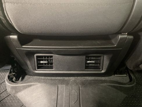 Certified 2022 Chevrolet Silverado 1500 Custom image 17