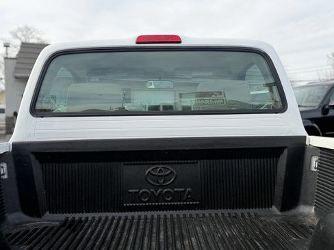 Used 2004 Toyota Tacoma 2WD Regular Cab image 98