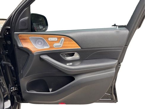 Used 2020 Mercedes-Benz GLE 450 4MATIC w/ AMG Line Exterior image 48