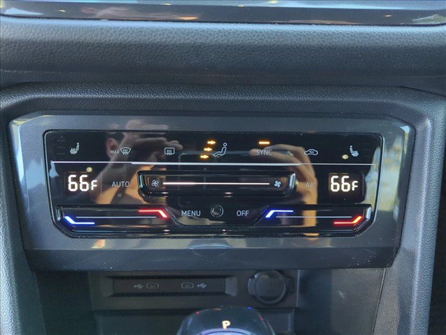 Used 2022 Volkswagen Tiguan SE R-Line FWD image 27