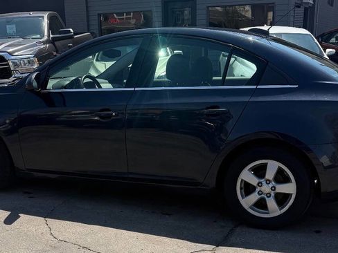 Used 2016 Chevrolet Cruze LT FWD image 15