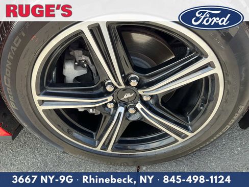 Used 2025 Ford Mustang Premium RWD image 17