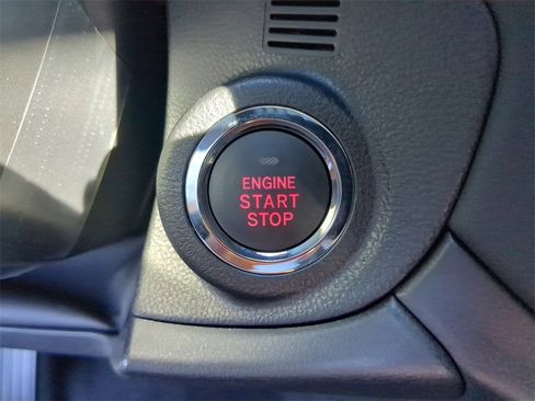 New 2025 Subaru Outback Premium image 31