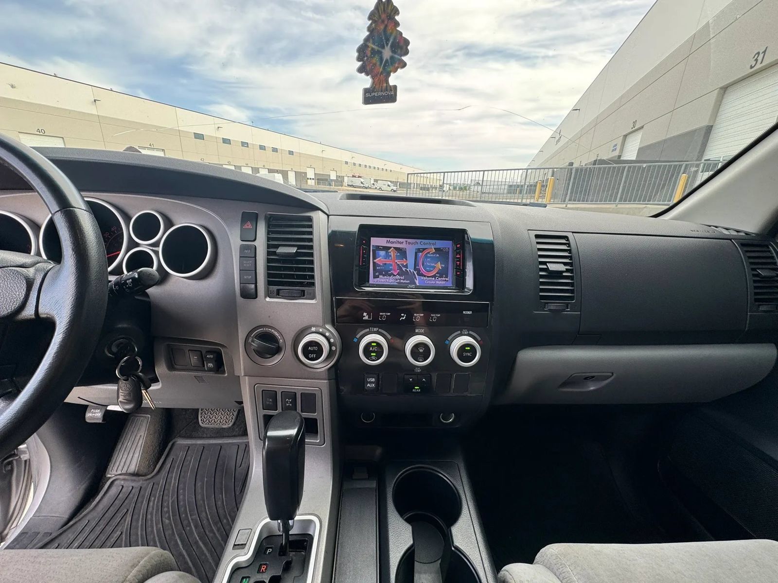 Used 2012 Toyota Sequoia SR5 AWD/4WD image 10