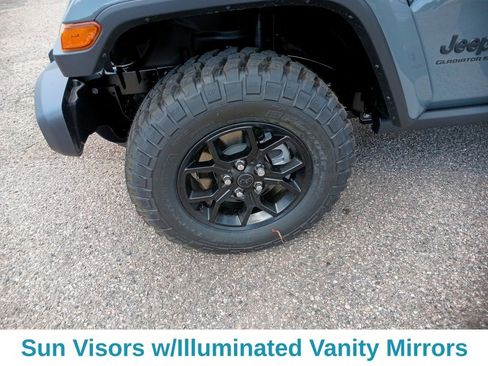 New 2025 Jeep Gladiator Willys image 27