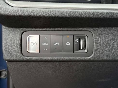 Used 2026 Chevrolet Traverse LT AWD/4WD image 19