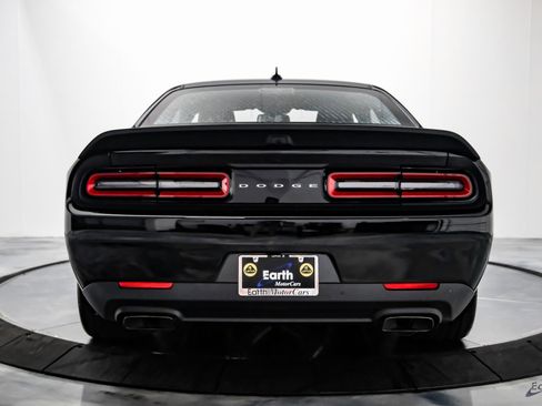 Used 2022 Dodge Challenger SRT Hellcat image 11
