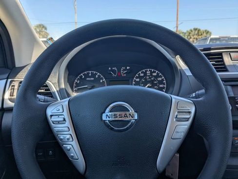 Used 2017 Nissan Sentra S image 18