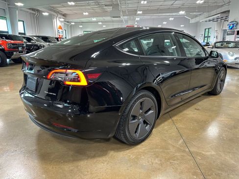 Used 2022 Tesla Model 3 Long Range AWD/4WD image 6