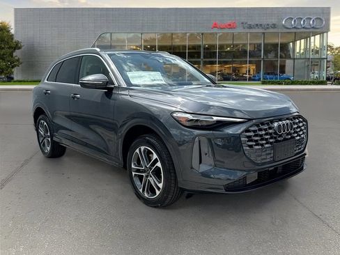 New 2026 Audi Q5 Premium Plus AWD/4WD image 1