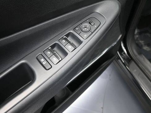 Used 2019 Hyundai Santa Fe SEL image 13