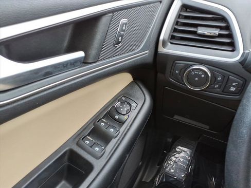 Used 2022 Ford Edge SEL w/ Convenience Package image 22