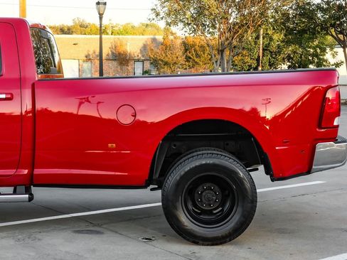 Used 2016 RAM 3500 SLT w/ Cold Weather Group image 12