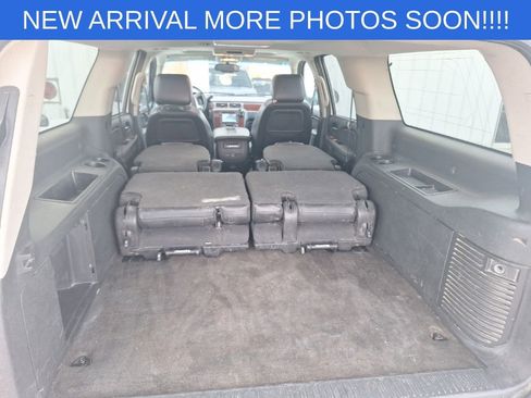 Used 2013 Chevrolet Suburban LTZ image 18