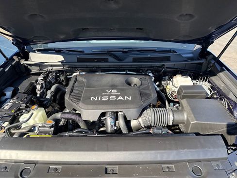 Used 2025 Nissan Armada SL w/ Captain's Chari Seat Package image 34