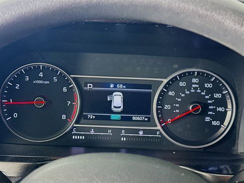 Used 2021 Kia Sorento LX image 14