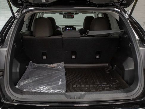 Used 2024 Subaru Crosstrek 2.0i Premium image 29