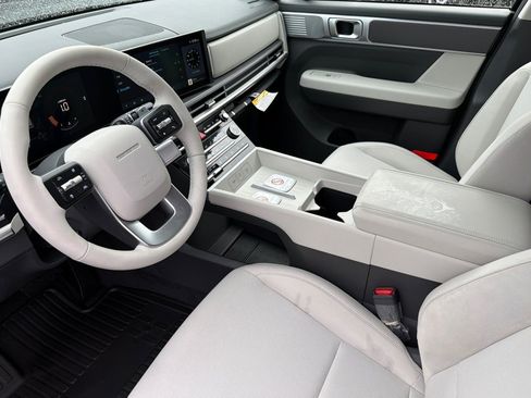 New 2026 Hyundai Santa Fe SE image 10