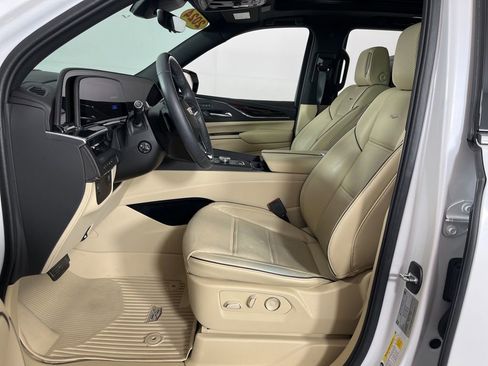 Used 2024 Cadillac Escalade Premium Luxury w/ LPO, Floor Liner Package image 26