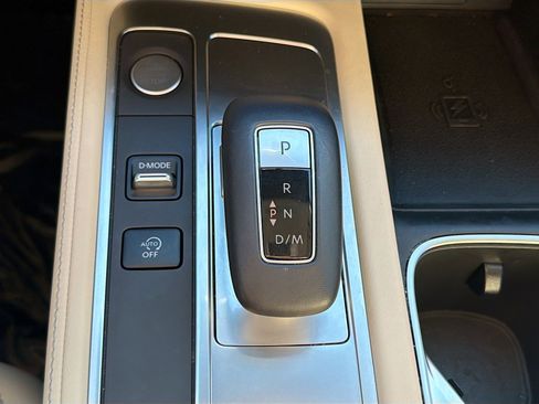 Used 2025 INFINITI QX60 Luxe w/ Vision Package image 32