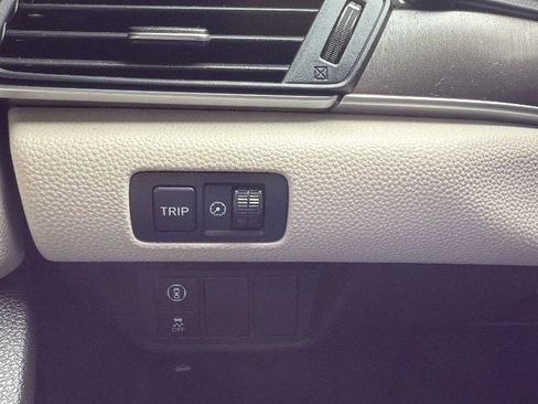 Used 2022 Honda Accord LX image 15