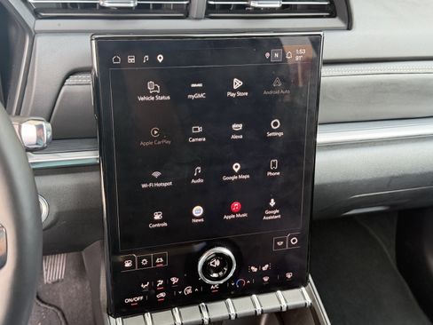 Used 2025 GMC Terrain Elevation FWD image 16