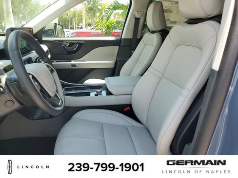 New 2026 Lincoln Aviator 2WD image 18