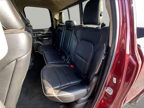 Used 2020 RAM 1500 Laramie RWD image 26