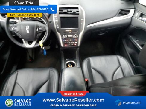 Used 2016 Lincoln MKC Premiere image 11