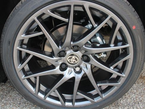 Used 2026 Toyota Camry SE w/ Convenience Package image 29