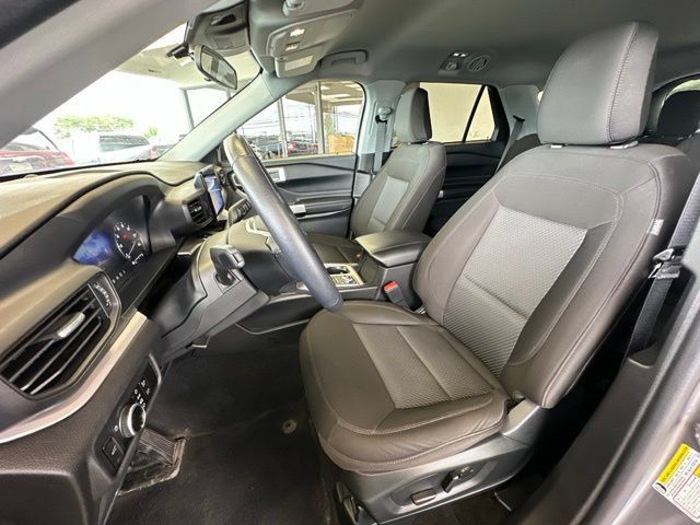 Certified 2023 Ford Explorer XLT AWD/4WD image 17