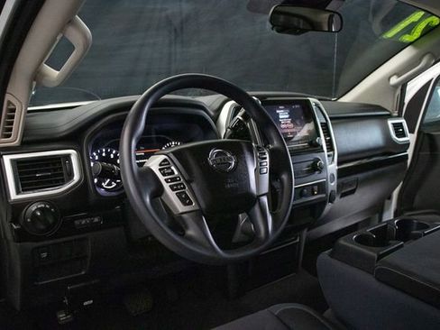 Used 2021 Nissan Titan SV w/ Accessory Utility Package AWD/4WD image 23