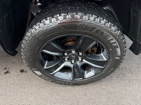 Used 2022 RAM 1500 Big Horn AWD/4WD image 14