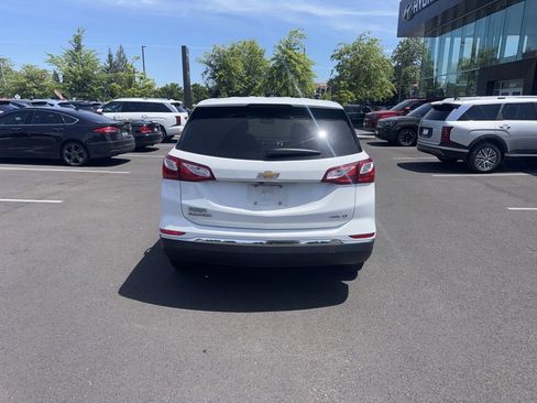 Used 2018 Chevrolet Equinox LT AWD/4WD image 4