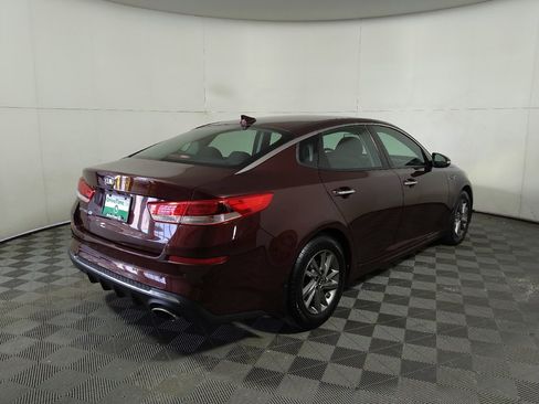 Used 2019 Kia Optima LX FWD image 9
