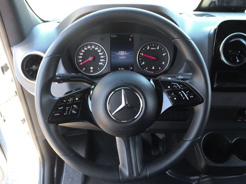 Used 2026 Mercedes-Benz Sprinter 2500 image 26
