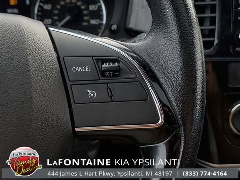 Used 2016 Mitsubishi Outlander SEL image 18