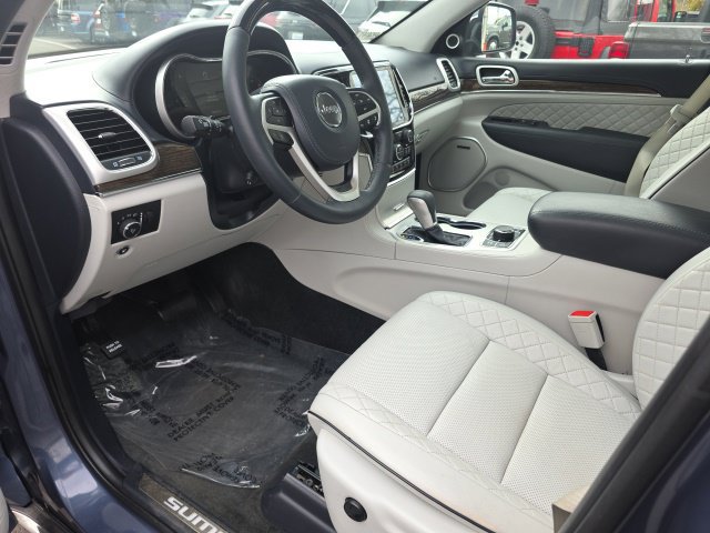 Used 2019 Jeep Grand Cherokee Summit AWD/4WD image 2